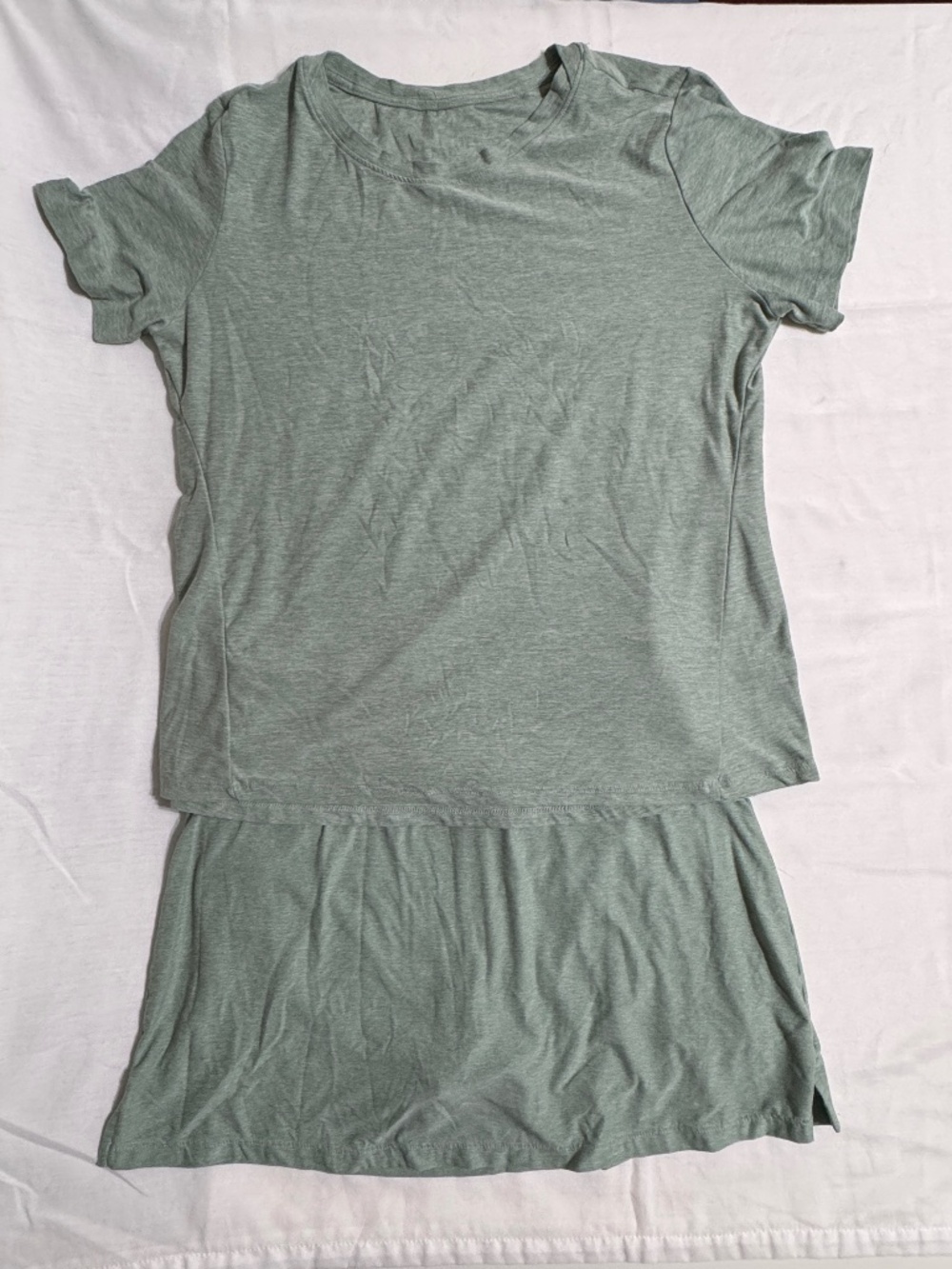 Jockey Medium 2 piece Lounge set Skort and T-shirt; skirt with shorts w/ pockets
